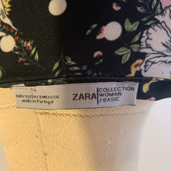 Zara- Wrap around Floral Tops - Picture 4 of 4